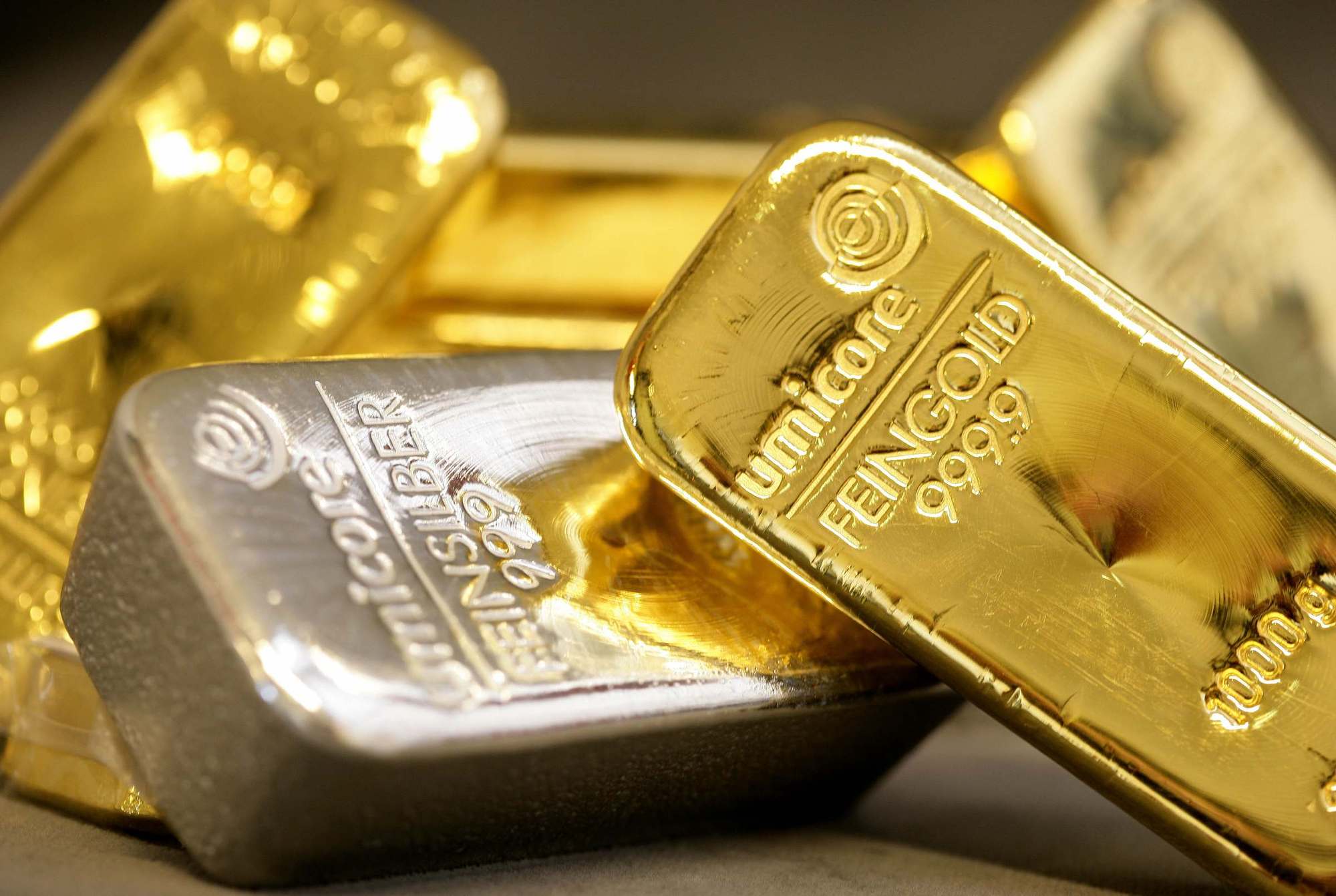 Verlating metriek binnenkomst 3 manieren om te investeren in goud en zilver